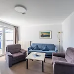 Apartment K&r *